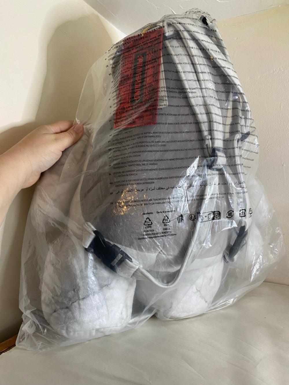 NEW Sprayground Plush Backpack The Met limited edition Alexander the Great NWT - Picture 4 of 12